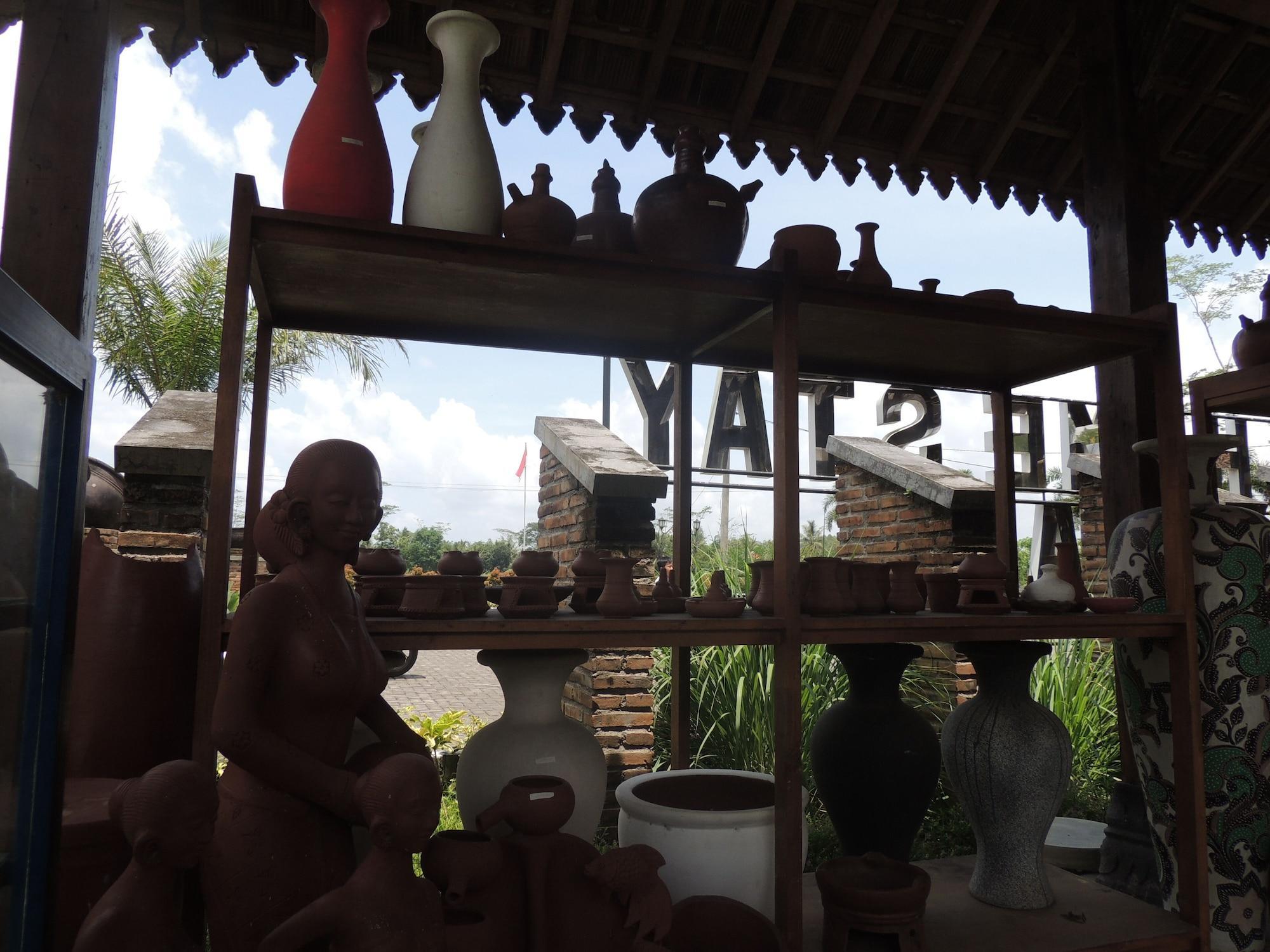 Hotel Balkondes Karanganyar Pottery Academy Magelang Exterior foto