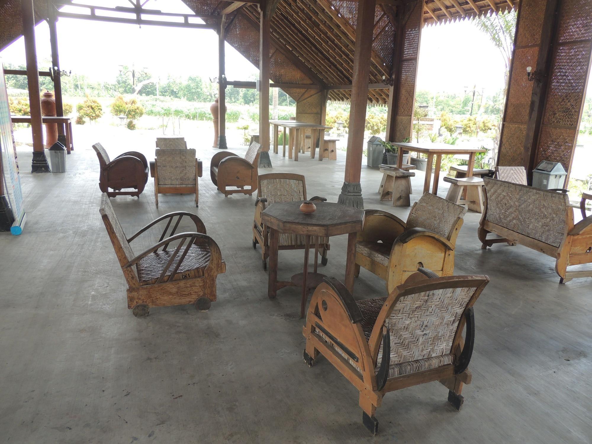 Hotel Balkondes Karanganyar Pottery Academy Magelang Exterior foto